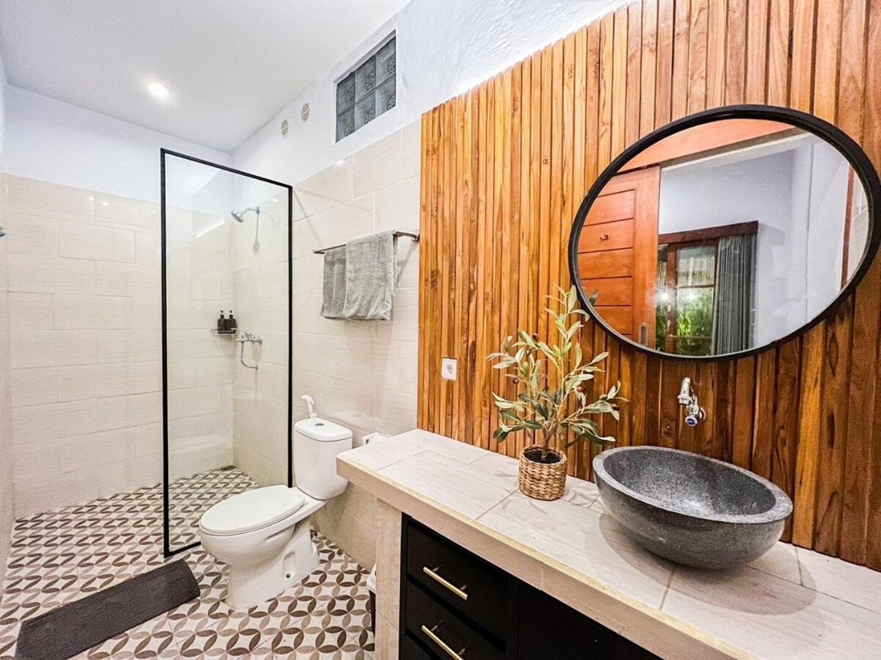 Island Boy Guesthouse T Prime Location In Canggu Екстериор снимка